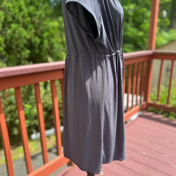 MAGIC SUIT GRAY WOMENS COVERUP WITH HOOD SIZE MEDIUM - Picture 7 of 11